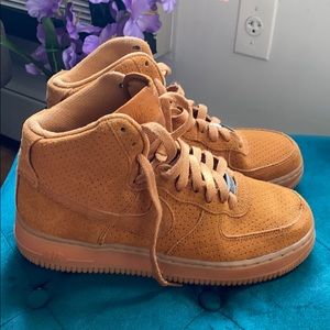 Mustard Nike High top Air Force 1
